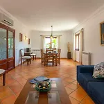 Villa Sanchez