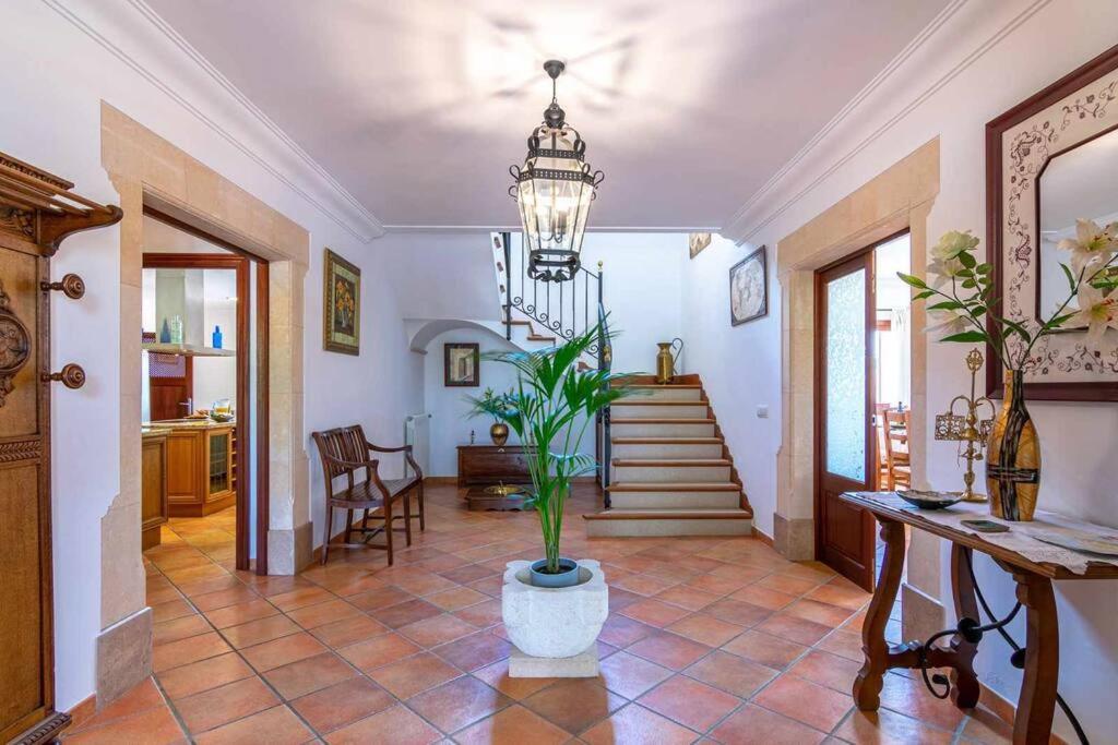 Sanchez Villa