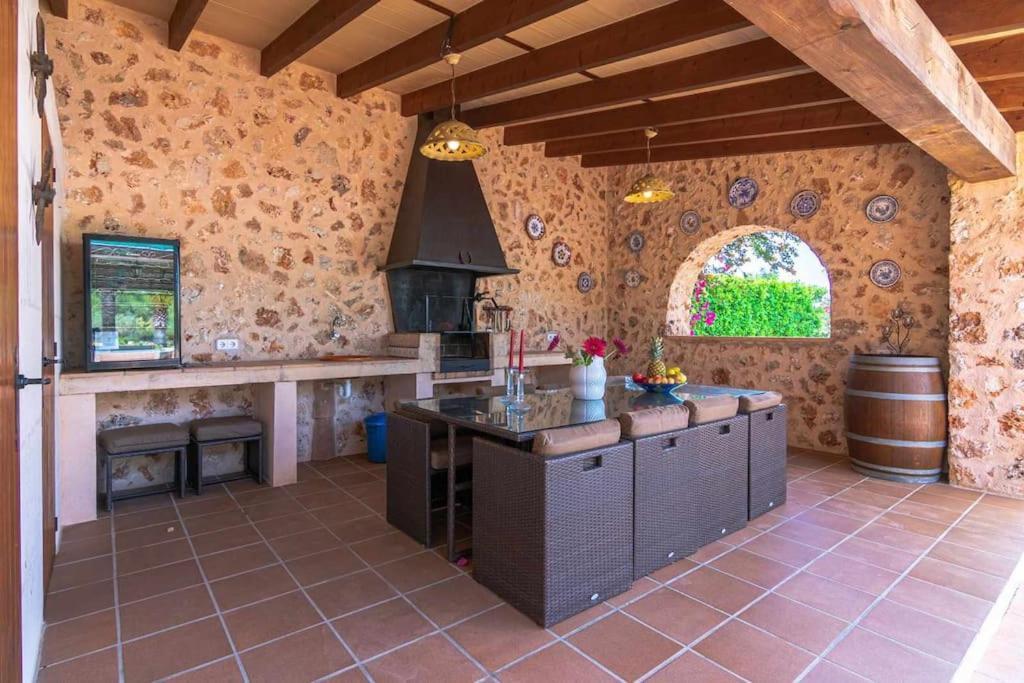 Sanchez Villa *