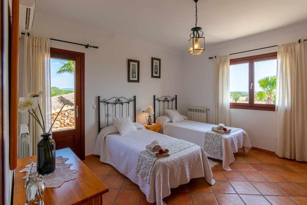 Sanchez Villa *