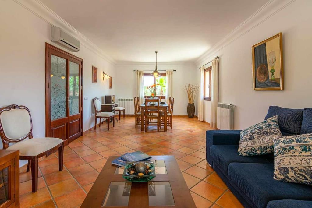 Sanchez Villa